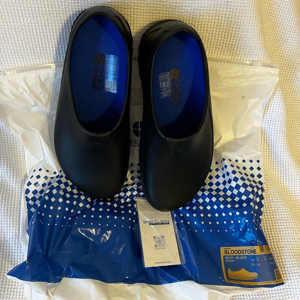 Bloodstone Shoes for Crews